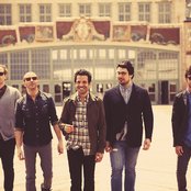 Burlap To Cashmere - List pictures