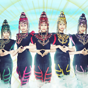 Momoiro Clover Z - List pictures