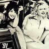 Hole - List pictures