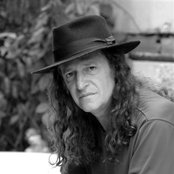 Alçeu Valença - List pictures