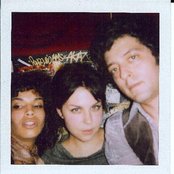 The Ettes - List pictures