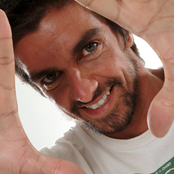 Armandinho - List pictures