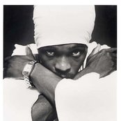 Anthony B - List pictures