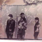 Esben And The Witch - List pictures