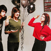 Versaemerge - List pictures