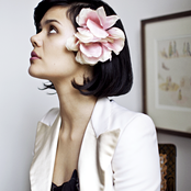 Bat For Lashes - List pictures