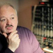 Together Pangea - List pictures