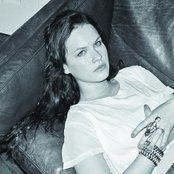 Lauren Pritchard - List pictures