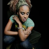 Daisy Dee - List pictures