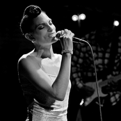 Goapele - List pictures