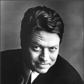 Robert Palmer - List pictures