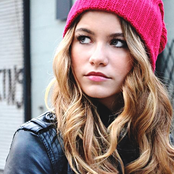 Sofia Reyes - List pictures