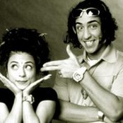 Toybox - List pictures