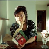 Emmy The Great - List pictures