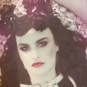 Ren Harvieu - List pictures