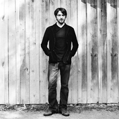 Matthew Perryman Jones - List pictures