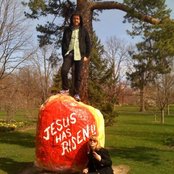 Wye Oak - List pictures