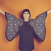 Cate Le Bon - List pictures