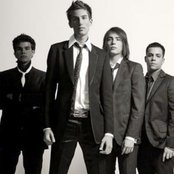 Push Play - List pictures