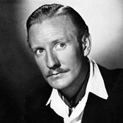 Leslie Phillips - List pictures