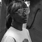 Santigold - List pictures