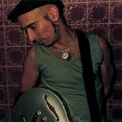 Fito Y Los Fitipaldis - List pictures