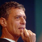 Chico Buarque - List pictures