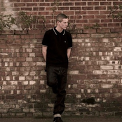 Devlin - List pictures