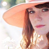 Jenny Lewis - List pictures