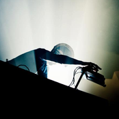 Sbtrkt - List pictures