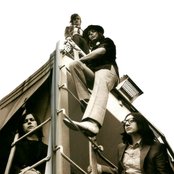 Raconteurs - List pictures