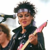 Ina Deter - List pictures