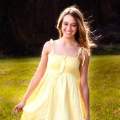 Alexa Lusader - List pictures