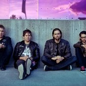 Angels And Airwaves - List pictures
