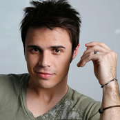 Kris Allen - List pictures