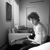 Nicholas Jonas - List pictures