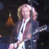 Tommy Shaw - List pictures