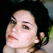 Soko - List pictures