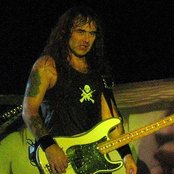 Steve Harris - List pictures