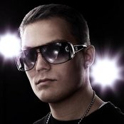 Cheek - List pictures