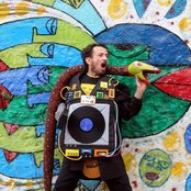 Tom Zé - List pictures