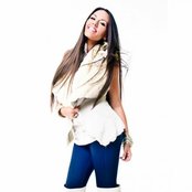 Beckah Shae - List pictures