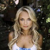 Kristin Chenoweth - List pictures