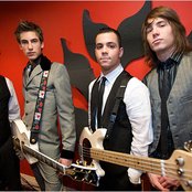 Push Play - List pictures