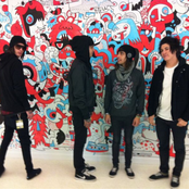 Pierce The Viel - List pictures