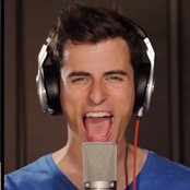 Mike Tompkins - List pictures