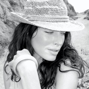 Dana Glover - List pictures