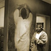 Nickelus F - List pictures