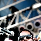 Black Joe Lewis - List pictures