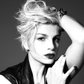 Emma - List pictures